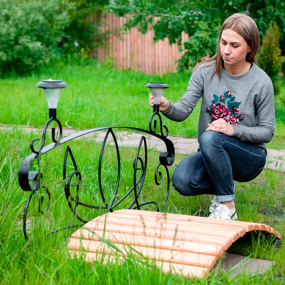 Сухой ручей в саду